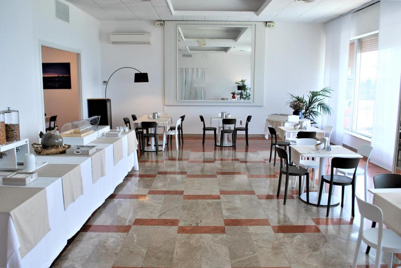 Park Hotel Mar Grande Taranto Exteriér fotografie