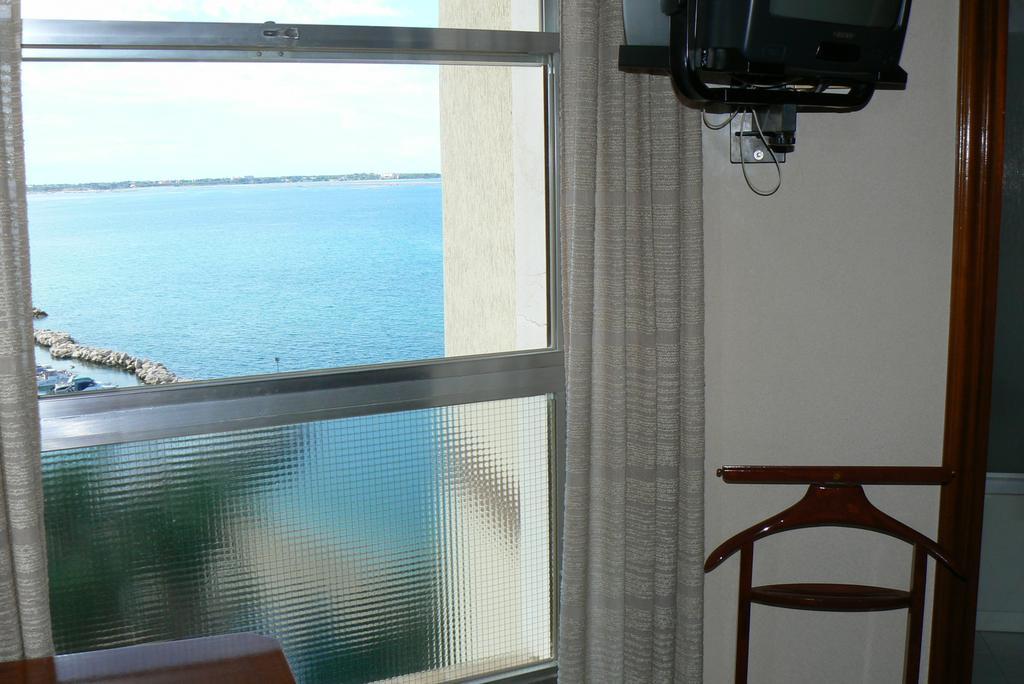 Park Hotel Mar Grande Taranto Pokoj fotografie